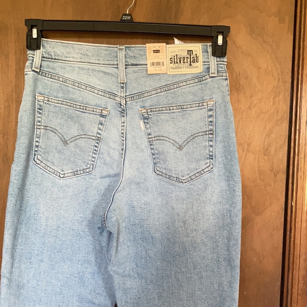 Levi’s silver tab high waisted mom jean distressed retro denim 27 X 27 - Picture 10 of 17